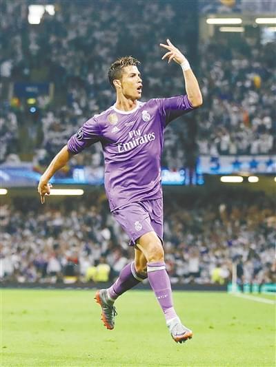 国王杯战报：里克尔梅帽子戏法，贝蒂斯4-1托伦CF（国王杯：里克尔梅戴帽，贝蒂斯4-1击退托伦CF）