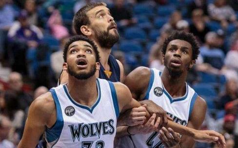 川普狂喜，乡下人乐队将在世界杯抽签仪式结束后表演《YMCA》（特朗普喜不自禁：世界杯抽签仪式落幕后，乡下人乐队将献唱《YMCA）