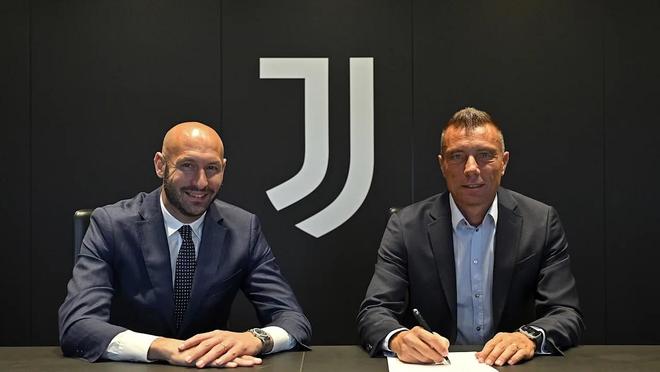 篮球火箭球队训练营气氛积极（火箭队训练营士气高昂）