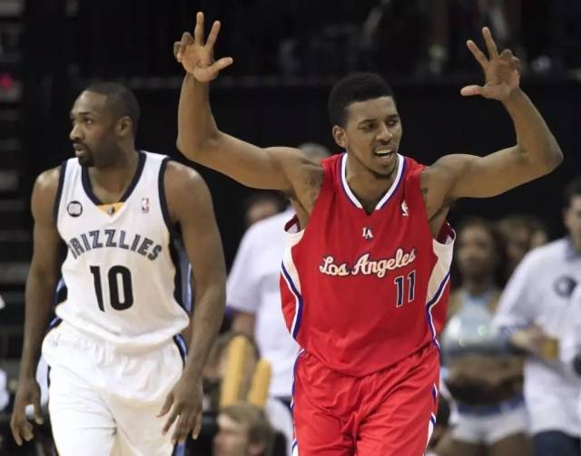 主场迎战奇才！马刺首发：福克斯 卡斯尔 瓦塞尔 巴恩斯 科内特（马刺主场对阵奇才，首发为福克斯、卡斯尔、瓦塞尔、巴恩斯、科内特）